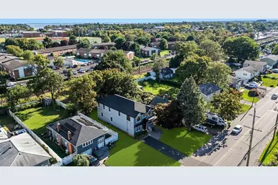 86 Moffitt Boulevard, Islip, NY 11751 - Photo 27