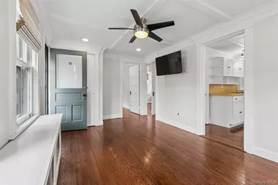 424 Main Street, Westhampton Beach, NY 11978 - Photo 15
