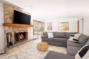 3190 The Long Way Ln, East Marion, NY 11939 - Photo 5