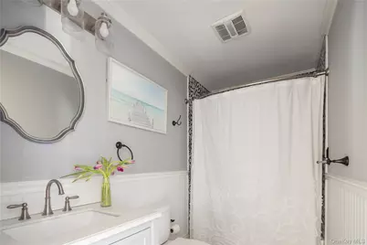 3190 The Long Way Lane, East Marion, NY 11939 - Photo 13