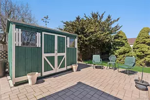 189 N Iowa Ave, Massapequa, NY 11758 - Photo 37