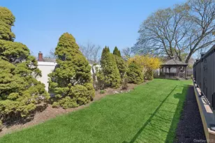 189 N Iowa Ave, Massapequa, NY 11758 - Photo 39