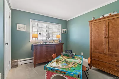 189 N Iowa Avenue, Massapequa, NY 11758 - Photo 25