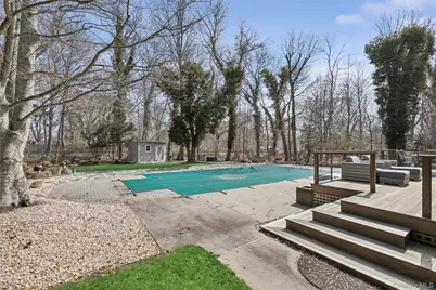 131 Lewis Road, East Quogue, NY 11942 - Photo 21