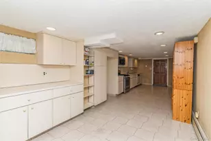 77 Lucille Ave, Elmont, NY 11003 - Photo 33