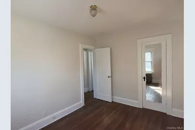 987 Wallace Avenue, Baldwin, NY 11510 - Photo 15