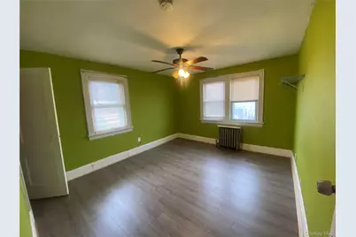 24 Lent Avenue, Hempstead, NY 11550 - Photo 9