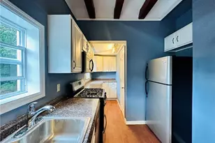 56 Glenwood Ave, Poughkeepsie, NY 12603 - Photo 7