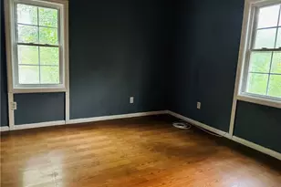 56 Glenwood Ave, Poughkeepsie, NY 12603 - Photo 11