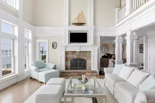 36 Hawkins Dr, Northport, NY 11768 - Photo 7