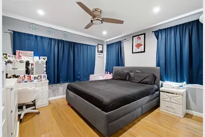 32 Landscape Drive, Wheatley Heights, NY 11798 - Photo 13