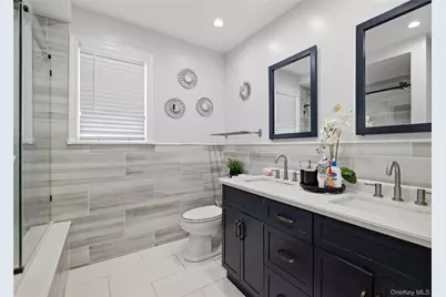 32 Landscape Drive, Wheatley Heights, NY 11798 - Photo 15