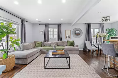 960 Clyde Road, Baldwin, NY 11510 - Photo 3