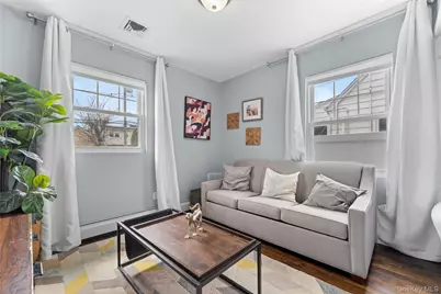 960 Clyde Road, Baldwin, NY 11510 - Photo 9