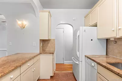 3810 Greystone Ave. #507, Bronx, NY 10463 - Photo 7