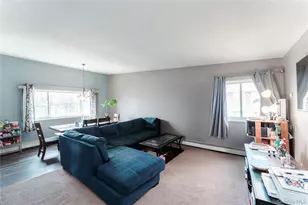 269 N Newbridge Rd, Levittown, NY 11756 - Photo 3