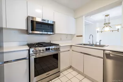 170 W Broadway #4H, Long Beach, NY 11561 - Photo 11