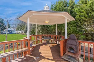 21 Tollgate Dr, East Northport, NY 11731 - Photo 11