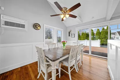 261 N 6th Street, Bethpage, NY 11714 - Photo 7