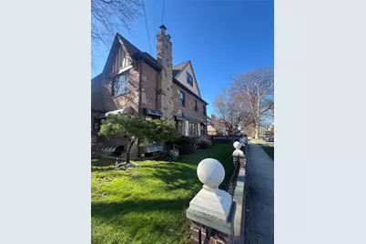 19519 45th Avenue, Flushing, NY 11358 - Photo 17