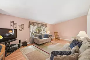 68 Meadow Sweet Rd, Cortlandt Manor, NY 10567 - Photo 7