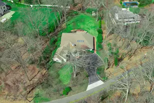 41 Landing Meadow Rd, Smithtown, NY 11787 - Photo 45