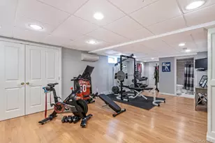 41 Landing Meadow Rd, Smithtown, NY 11787 - Photo 37