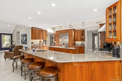 41 Landing Meadow Road, Smithtown, NY 11787 - Photo 13