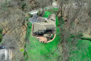 41 Landing Meadow Rd, Smithtown, NY 11787 - Photo 47