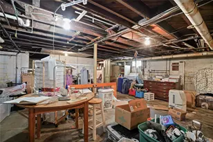 117 West Ave, Hicksville, NY 11801 - Photo 41