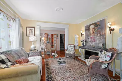 117 West Avenue, Hicksville, NY 11801 - Photo 7