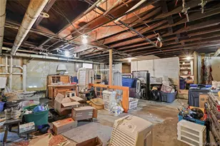 117 West Ave, Hicksville, NY 11801 - Photo 43