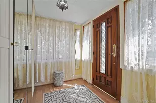 117 West Ave, Hicksville, NY 11801 - Photo 3