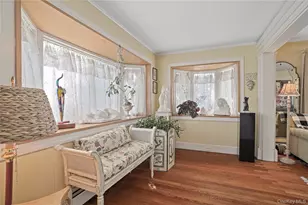 117 West Ave, Hicksville, NY 11801 - Photo 5