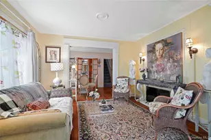 117 West Ave, Hicksville, NY 11801 - Photo 7