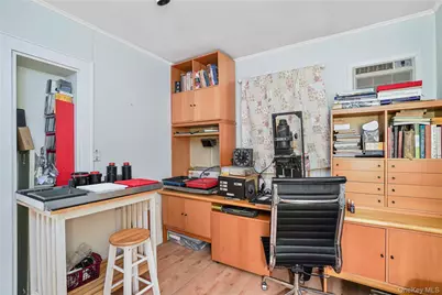 117 West Avenue, Hicksville, NY 11801 - Photo 25