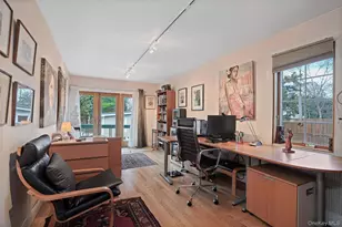 117 West Ave, Hicksville, NY 11801 - Photo 21