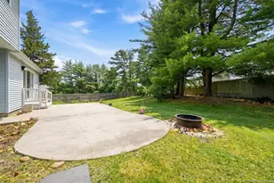 19 Sherwood Ct, Ronkonkoma, NY 11779 - Photo 3