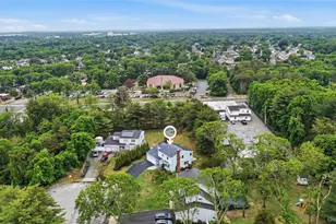 19 Sherwood Ct, Ronkonkoma, NY 11779 - Photo 5