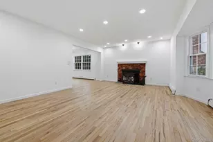 19 Sherwood Ct, Ronkonkoma, NY 11779 - Photo 7