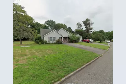 2 Harmon Court, Stony Brook, NY 11790 - Photo 3