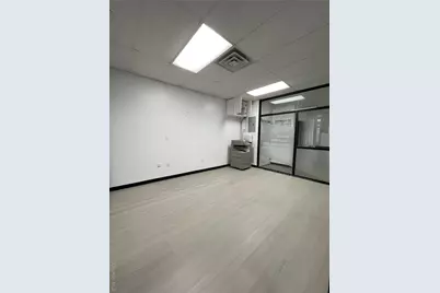 3338 Farrington Street #4, Flushing, NY 11354 - Photo 5