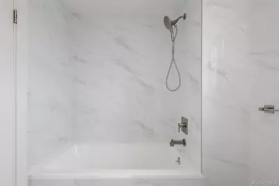 6296 Woodhaven Boulevard #6N, Rego Park, NY 11374 - Photo 17