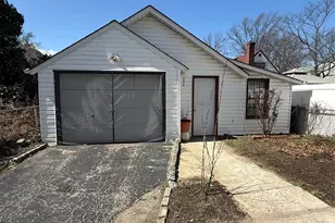 53 Dewitt St, Valley Stream, NY 11580 - Photo 9