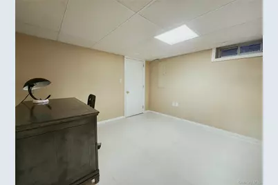 7 Market Drive, Syosset, NY 11791 - Photo 41