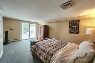 7 Market Dr, Syosset, NY 11791 - Photo 35