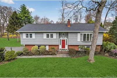 20 Prides Crossing, New City, NY 10956 - Photo 1