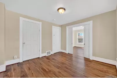 215 N Hamilton Street, Poughkeepsie, NY 12601 - Photo 11