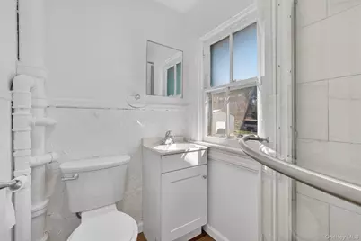 215 N Hamilton Street, Poughkeepsie, NY 12601 - Photo 9
