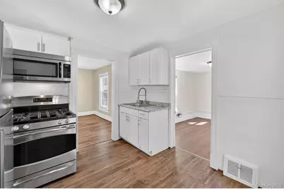 215 N Hamilton Street, Poughkeepsie, NY 12601 - Photo 5
